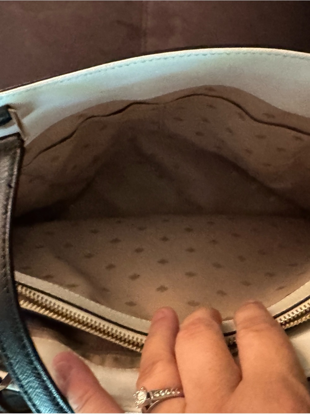 Kate Spade New York Cameron Street Harmony Tote Cream Black Saffiano Leather - Picture 3 of 9